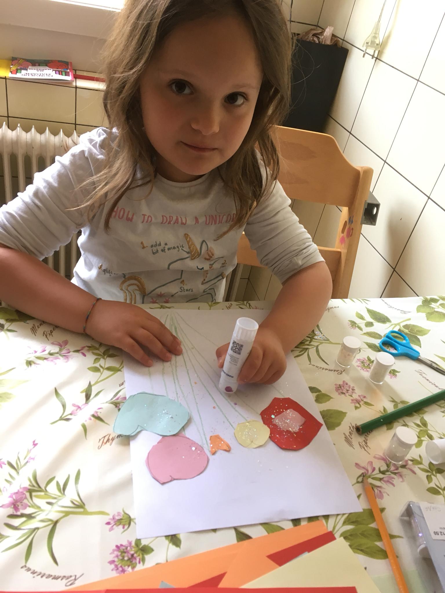 ava_bricolage.jpg