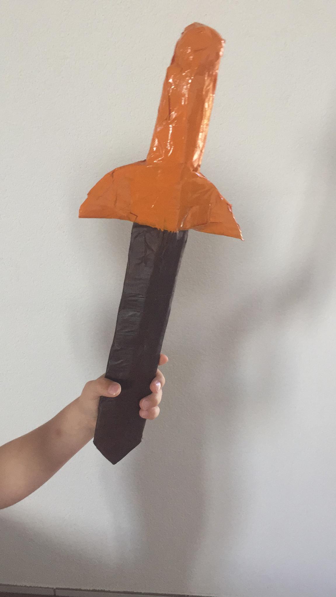 lenny_bricolage_dune_epee.jpg