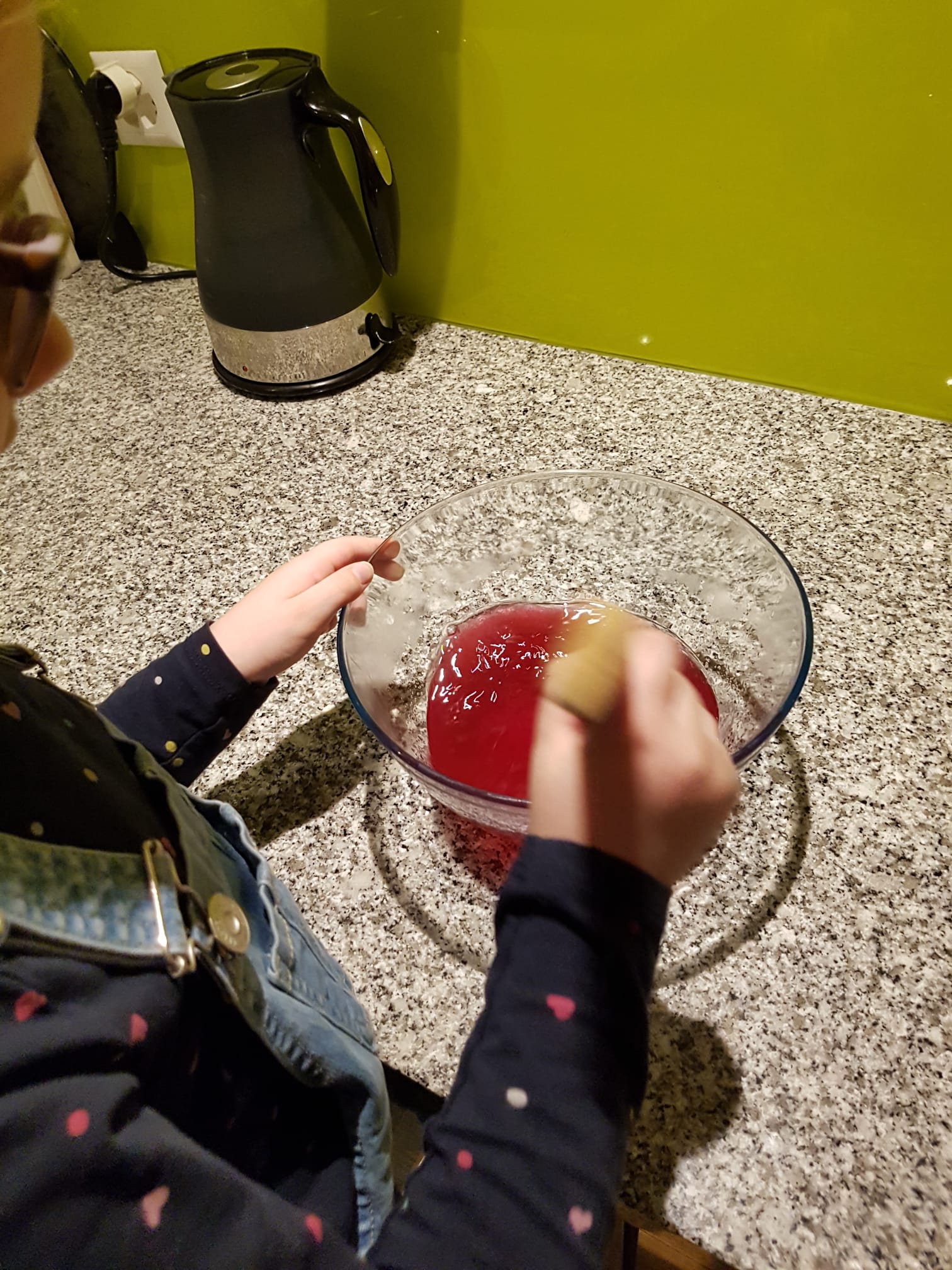 leonor_confection_de_confiture.jpg